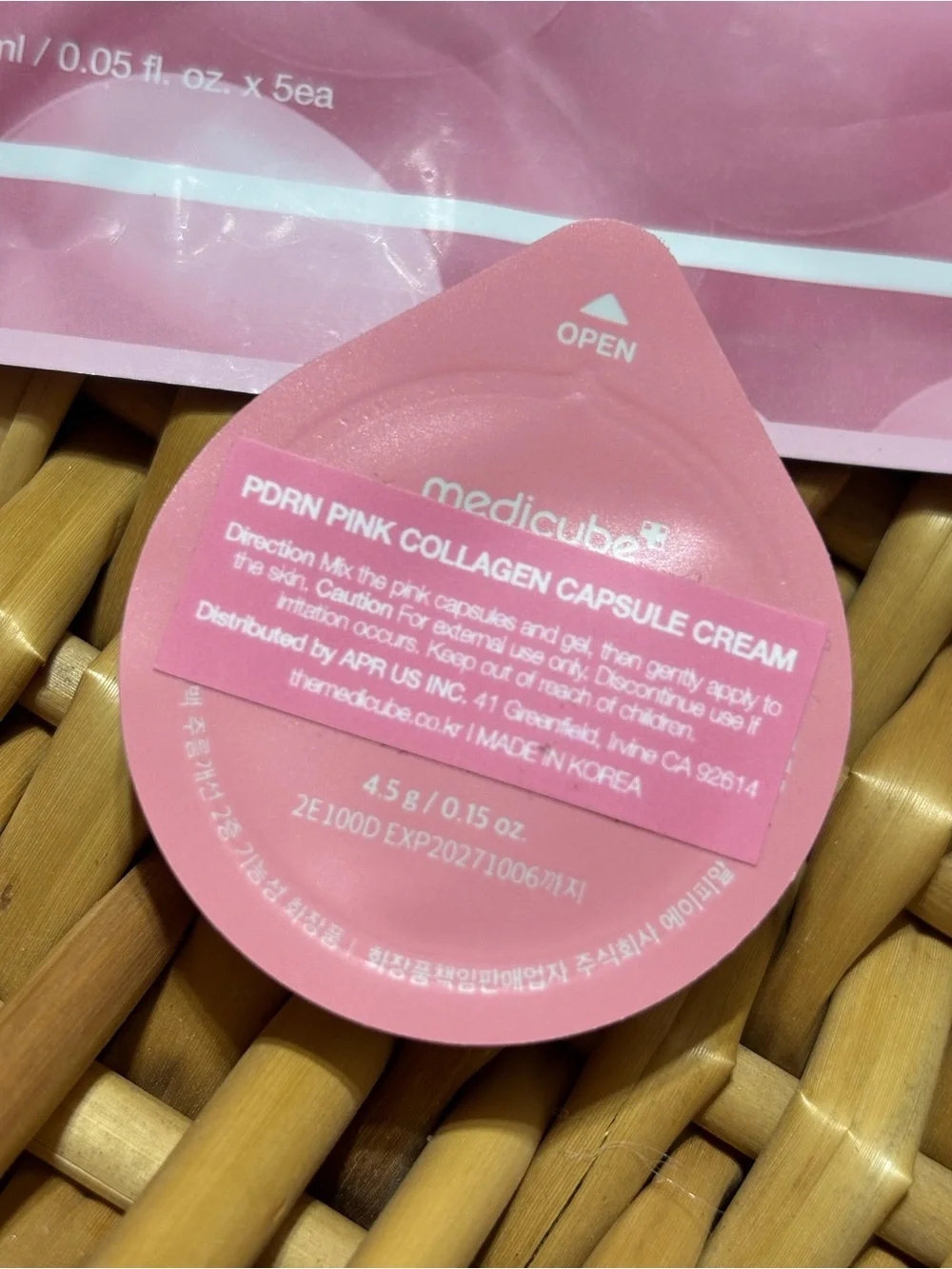 Medicube PDRN Pink One Day Serum & Medicube PDRN Pink Collagen Capsule Cream